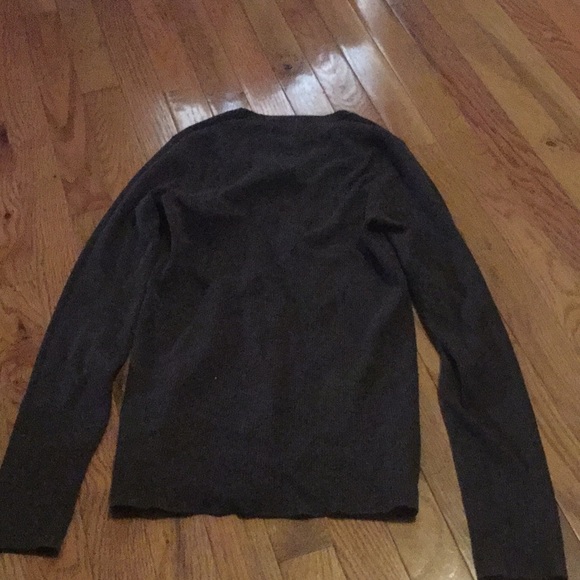 Long sleeve pull over shirt - Picture 3 of 3